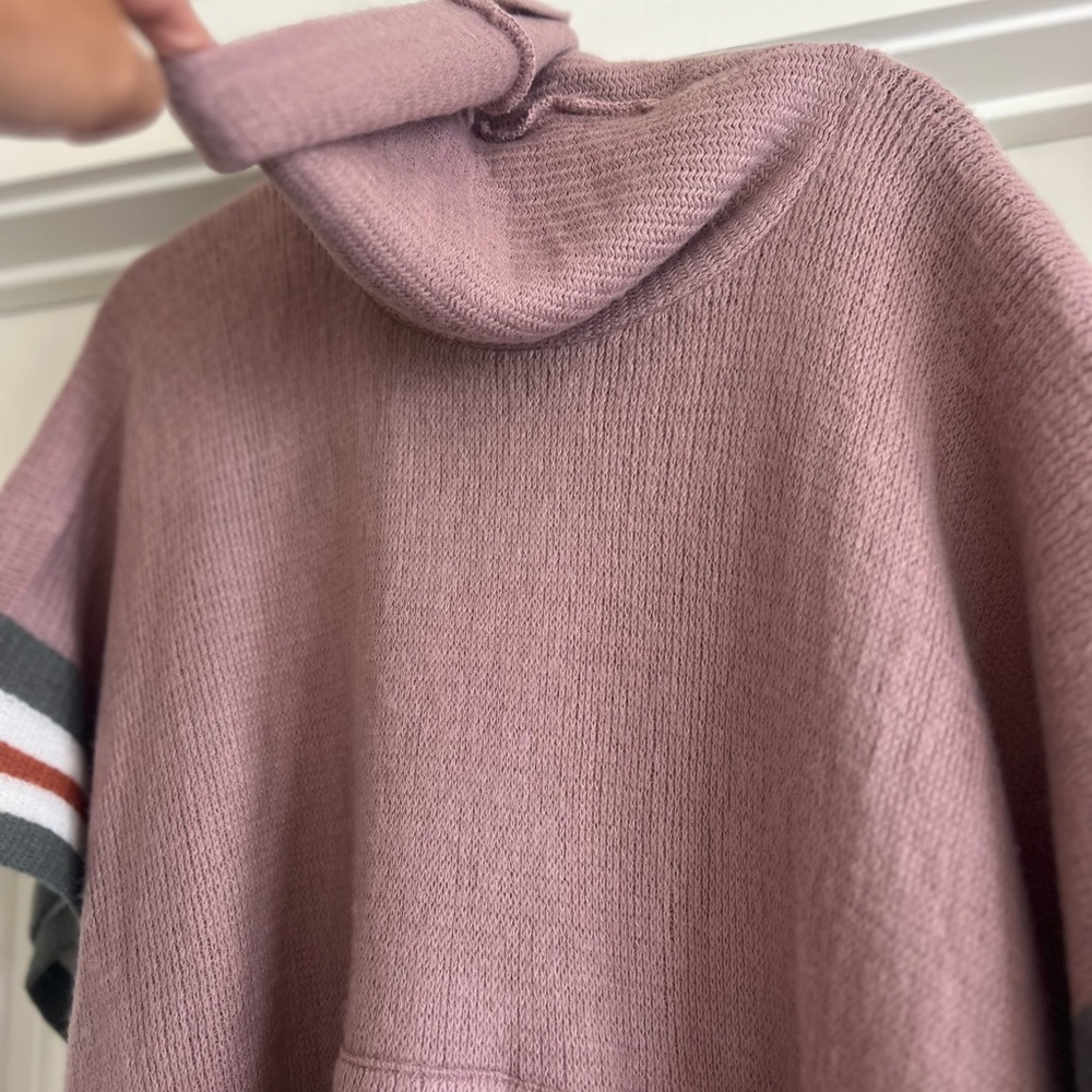 Cato Mauve Hooded Poncho with Fringe - Picture 9 of 12